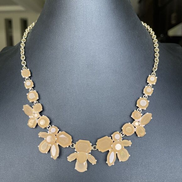 J. Crew Jewelry - J. Crew Retired Peach Pink Crystal Flowers Statement Necklace Gold Tone 18"